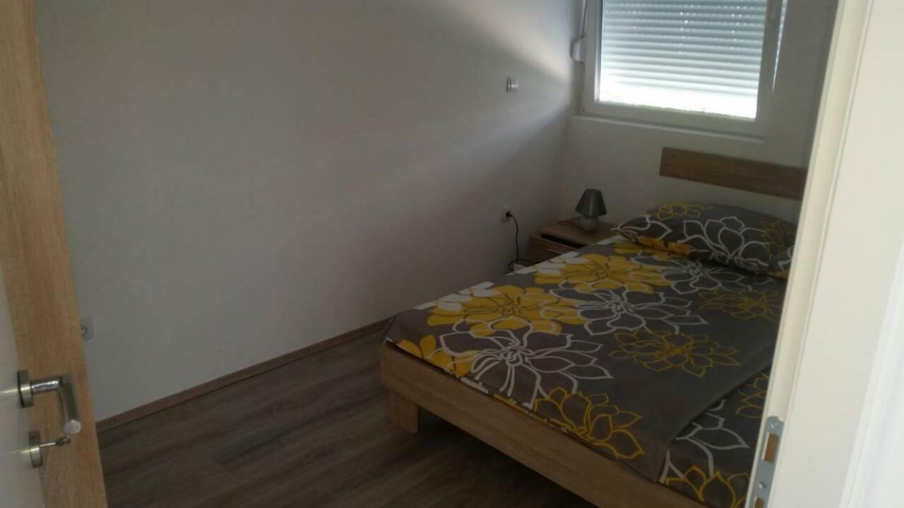 Apartmani Jadranka Vodice Exterior photo