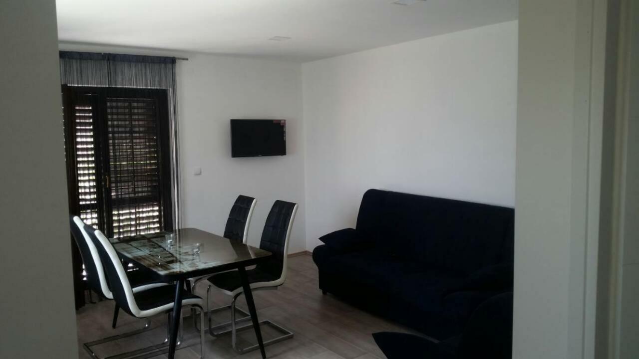 Apartmani Jadranka Vodice Exterior photo